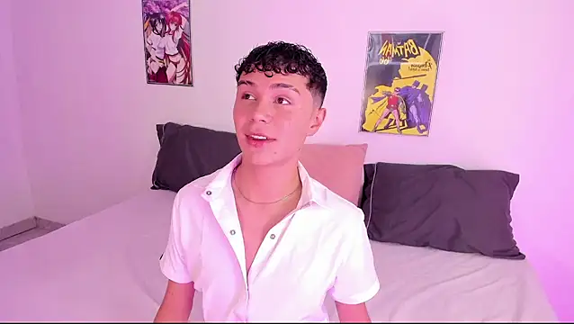 crushnier online show from December 2024 05:29:01 PM