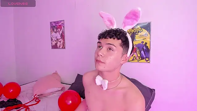 crushnier online show from February 2025 09:14:02 PM