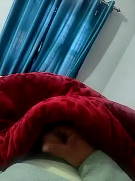 shale26 online show from December 2024 04:26:02 AM