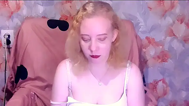 Snapshot of MelxMellie chatting on December 2025 06:24:02 PM MelxMellie online show from December 2025 06:24:02 PM