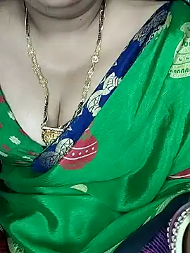 Snapshot of Mayuri77 chatting on January 2025 07:37:01 PM Mayuri77 online show from January 2025 07:37:01 PM