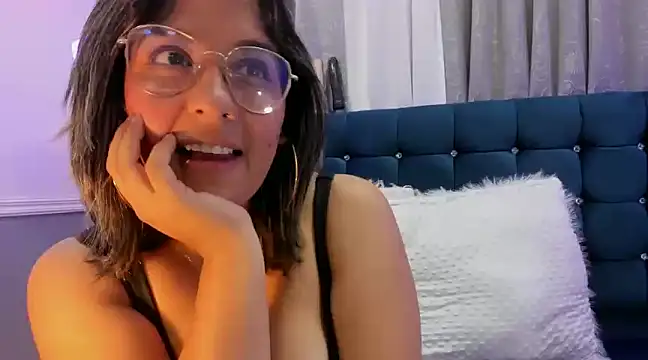 Snapshot of Pandoracherry chatting on February 2025 06:08:02 AM Pandoracherry online show from February 2025 06:08:02 AM