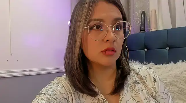 Snapshot of Pandoracherry chatting on March 2025 02:14:02 AM Pandoracherry online show from March 2025 02:14:02 AM