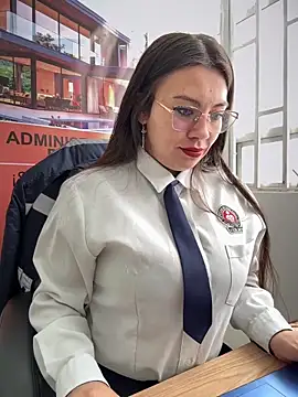 LIZ-06  online show from November 2025 01:44:01 PM