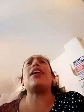 yaz guzman online show from December 2024 06:32:01 AM