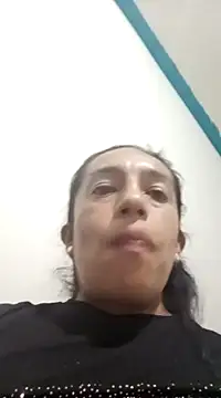 yaz guzman online show from December 2024 11:09:02 PM