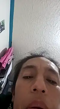 yaz guzman online show from December 2024 04:56:02 AM