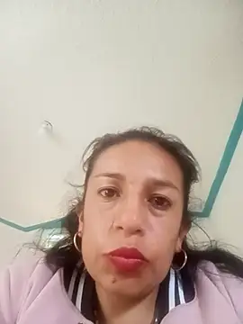 yaz guzman online show from September 2025 07:14:02 PM