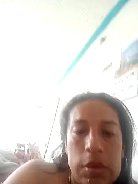 yaz guzman online show from February 2026 06:00:02 PM