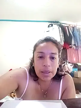 yaz guzman online show from March 2026 01:06:01 PM