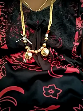 Snapshot of Cute-chinny chatting on January 2025 06:52:01 AM Cute-chinny online show from January 2025 06:52:01 AM