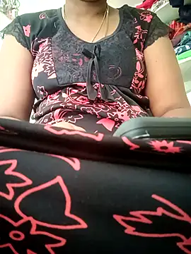 Snapshot of Cute-chinny chatting on September 2025 06:48:02 AM Cute-chinny online show from September 2025 06:48:02 AM