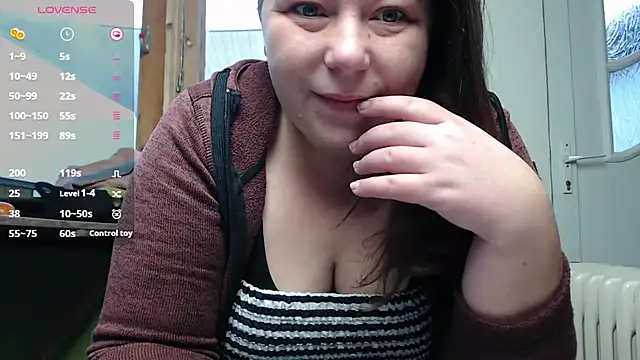 Snapshot of KasiaPrivat chatting on December 2024 08:34:02 AM KasiaPrivat online show from December 2024 08:34:02 AM