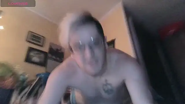 Snapshot of AryanJCole666 chatting on December 2024 10:03:01 PM AryanJCole666 online show from December 2024 10:03:01 PM