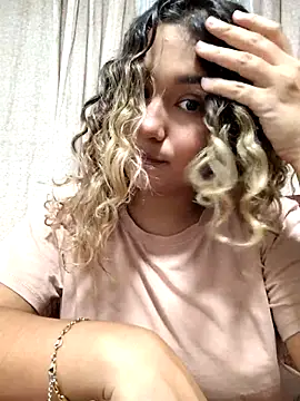 BrendaGirs online show from November 2025 02:32:01 AM