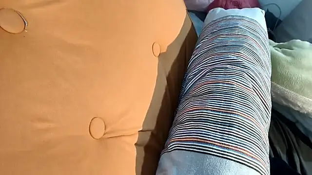 Weiwei5200 online show from February 2026 11:30:02 PM