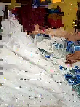 Snapshot of BusyMitt17 chatting on March 2026 03:29:02 PM BusyMitt17 online show from March 2026 03:29:02 PM