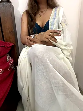 Snapshot of HoneyBearCpl chatting on October 2025 03:36:01 PM HoneyBearCpl online show from October 2025 03:36:01 PM