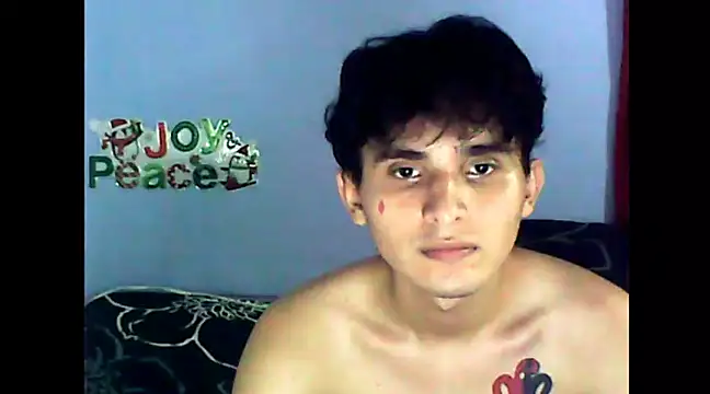 Snapshot of Charley_quin chatting on December 2024 12:46:02 AM Charley quin online show from December 2024 12:46:02 AM