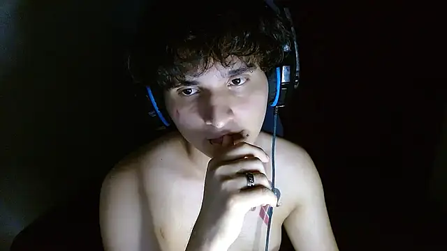 Charley quin online show from May 2026 02:07:01 AM