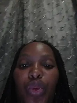 wet Lips x x online show from December 2024 10:02:02 PM