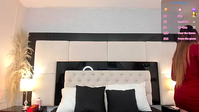 CarlaRossi  online show from October 2025 07:42:02 PM