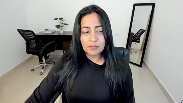 Adele Sweett online show from February 2025 08:42:01 PM