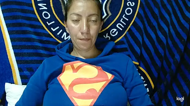 kaybabyhot online show from October 2025 03:31:02 AM