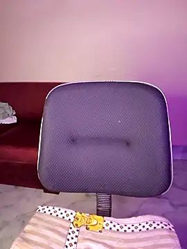 Olivia3 online show from September 2025 08:23:01 PM