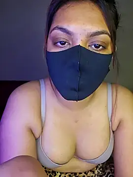 Olivia3 online show from November 2025 07:27:01 PM