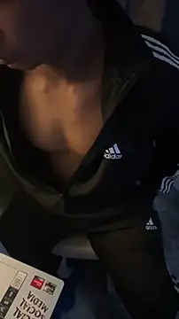 nick  yy online show from January 2026 08:21:01 PM