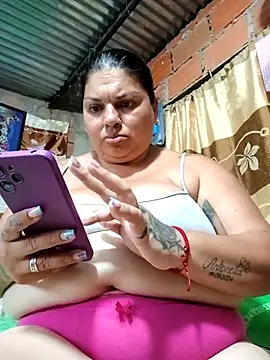 Snapshot of chubby_sexy_big_tits chatting on February 2025 10:03:01 PM chubby sexy big tits online show from February 2025 10:03:01 PM