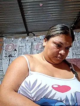 Snapshot of chubby_sexy_big_tits chatting on October 2025 12:52:02 AM chubby sexy big tits online show from October 2025 12:52:02 AM