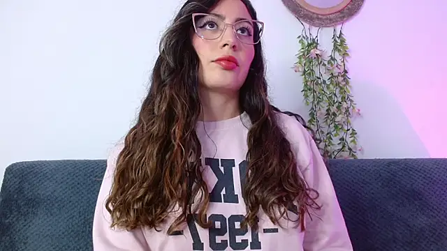 Kendal Mosk online show from February 2026 11:20:02 PM