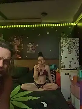 Stonermama666420 online show from May 2026 04:09:02 AM
