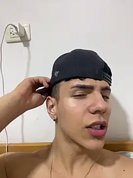 Flynn Riider online show from February 2025 03:01:02 AM