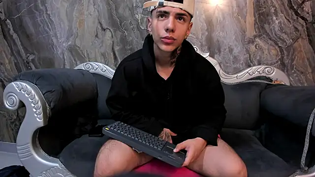 Flynn Riider online show from September 2025 11:33:02 AM