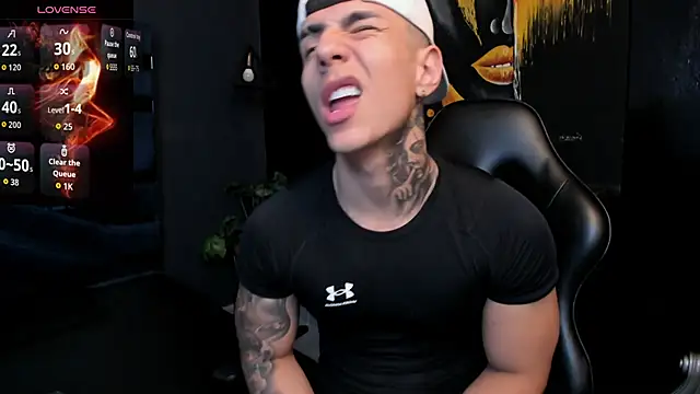 Flynn Riider online show from November 2025 05:12:01 PM