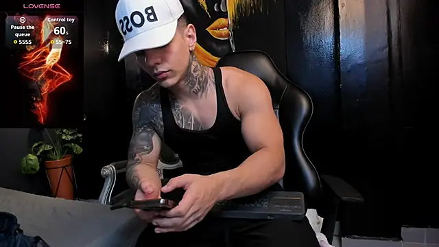 Flynn Riider online show from November 2025 05:22:01 PM