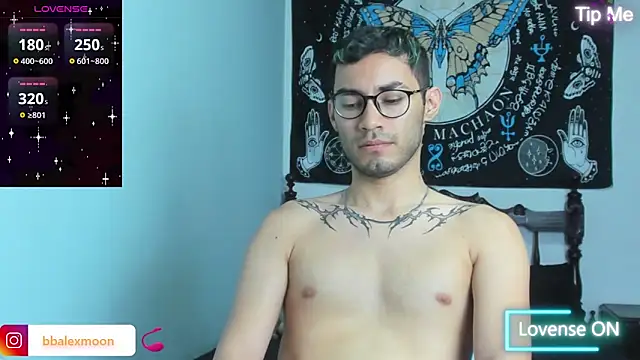 Snapshot of alexdesire chatting on March 2025 02:24:01 PM alexdesire online show from March 2025 02:24:01 PM