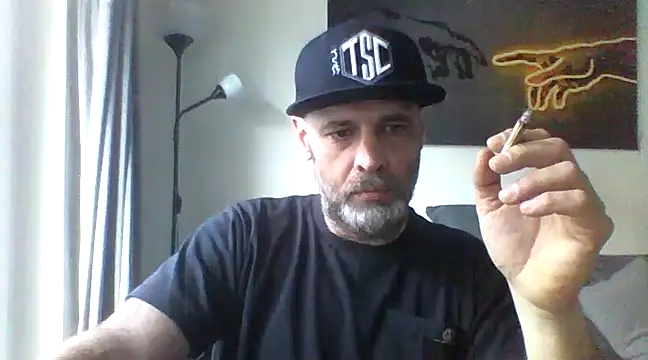 Avamereandmikel online show from February 2025 04:24:02 PM