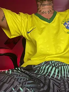 Snapshot of Junihn0 chatting on January 2025 03:50:01 PM Junihn0 online show from January 2025 03:50:01 PM