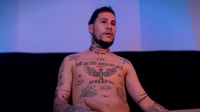 Snapshot of Junihn0 chatting on September 2025 08:41:01 PM Junihn0 online show from September 2025 08:41:01 PM