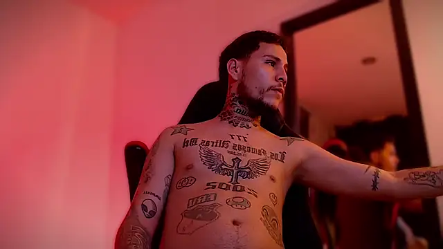 Snapshot of Junihn0 chatting on September 2025 08:53:02 PM Junihn0 online show from September 2025 08:53:02 PM