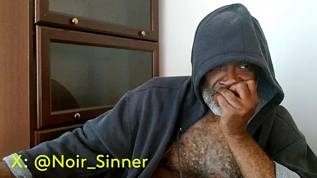 Snapshot of sinnernoir chatting on May 2026 12:55:02 PM sinnernoir online show from May 2026 12:55:02 PM