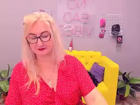 ChristyBrooks online show from January 2025 03:10:01 PM