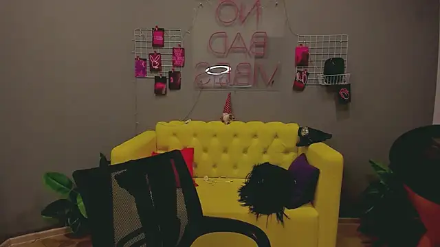 ChristyBrooks online show from January 2025 03:33:01 PM