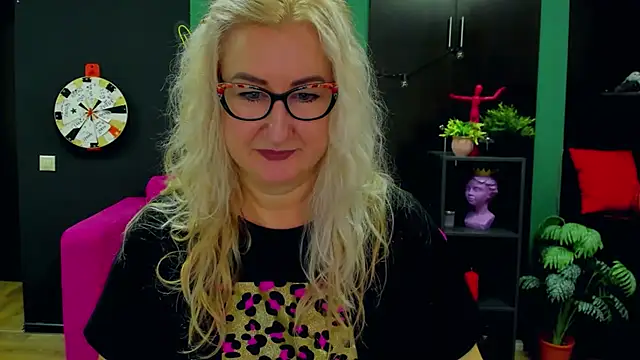 ChristyBrooks online show from February 2025 12:11:02 PM