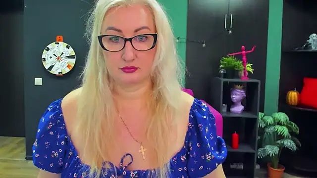 ChristyBrooks online show from February 2025 12:28:01 PM