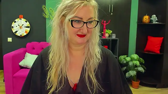 ChristyBrooks online show from March 2025 06:44:02 PM